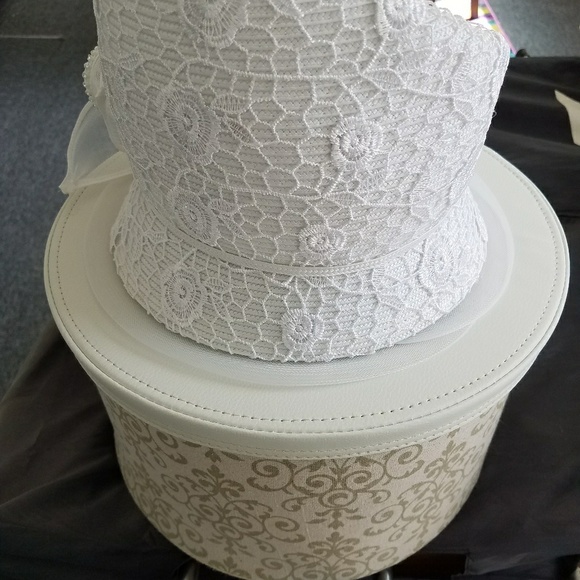 HAT - Picture 2 of 2